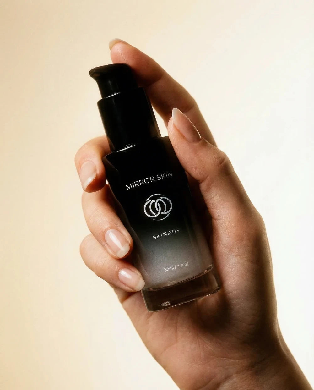 SKINAD+ Serum texture closeup